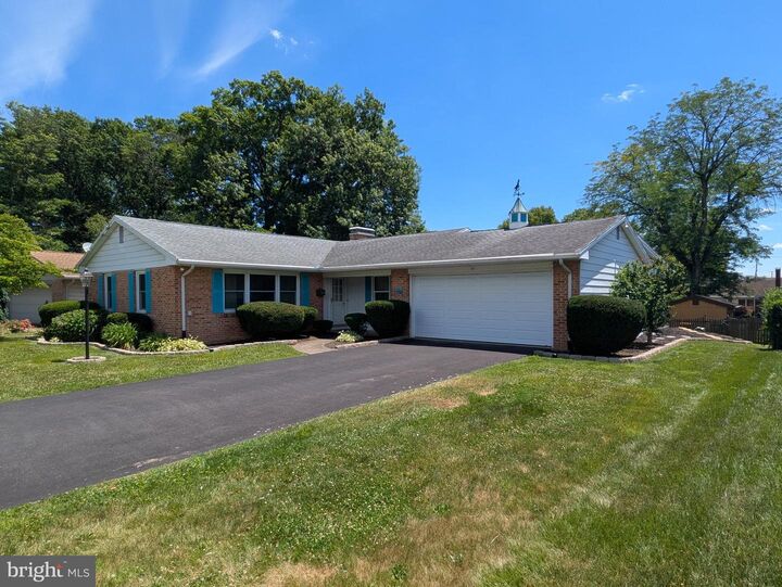 Property Photo:  4406 Royal Oak Road  PA 17011 