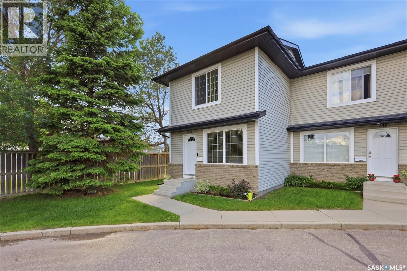 Property Photo:  130 103 Rutherford Crescent  SK S7N 4X9 