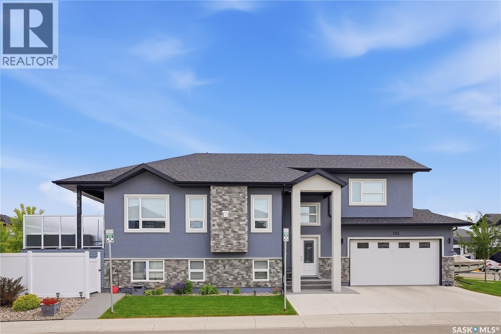 Property Photo:  103 Barrett Street  SK S7W 0Z6 
