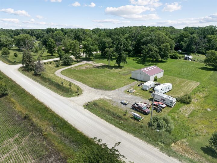 Property Photo:  3903 Mohler Road  IA 52213 