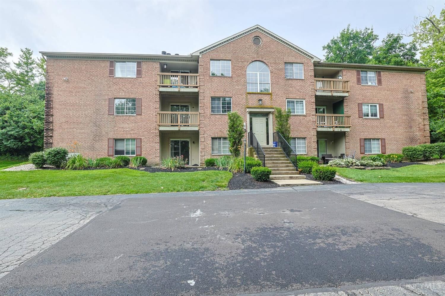 Property Photo:  1625 W Augusta Boulevard  OH 45014 