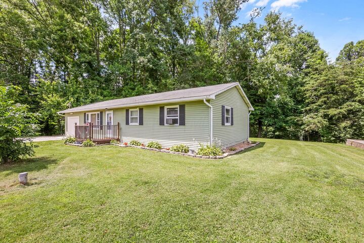 Property Photo: 27188 Stuart Road OH 43149