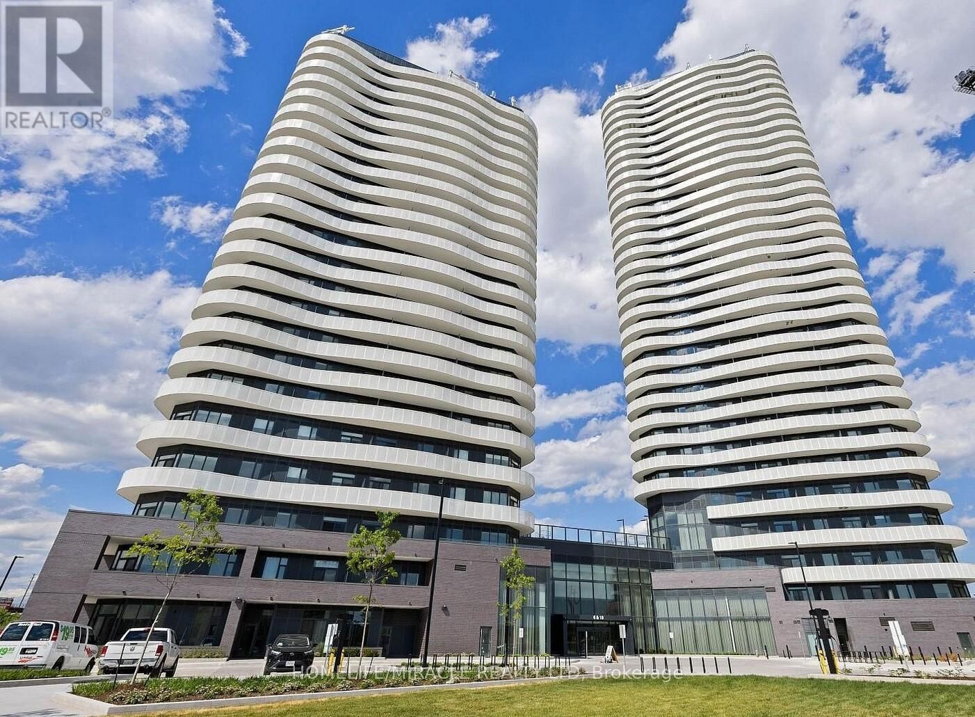 Property Photo:  6 Flavelle Trail 617  ON L4L 1V8 