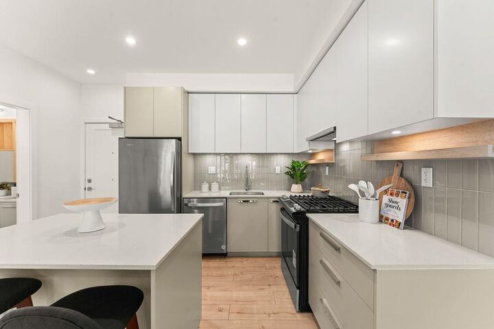 Property Photo:  13788 76 Avenue 124  BC V3W 3V9 