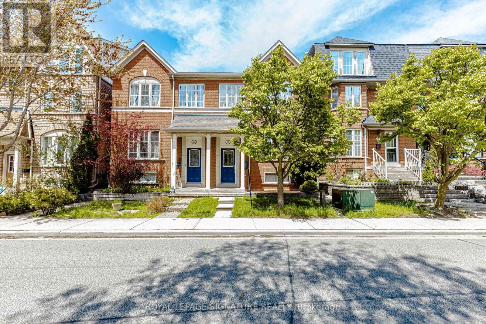 Property Photo:  120 Tarragona Boulevard  ON M6N 5C5 