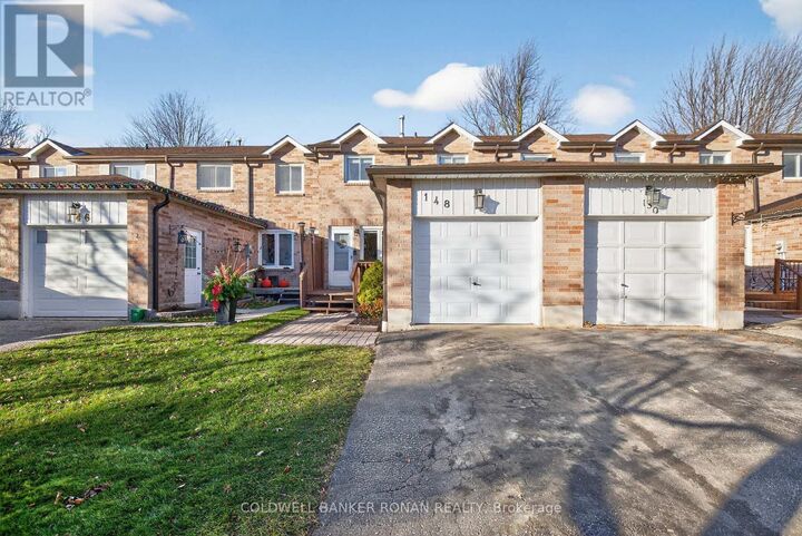 Property Photo:  148 Tupper Street East  ON L9R 1W8 