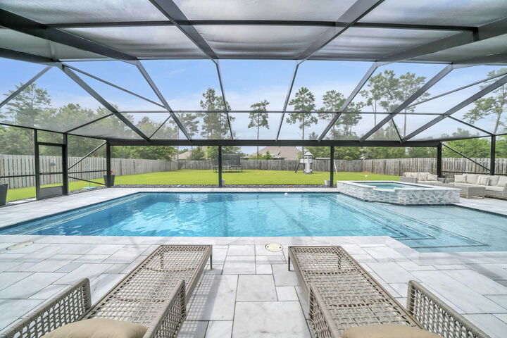 Property Photo:  355 Mill Pond Cove  FL 32439 