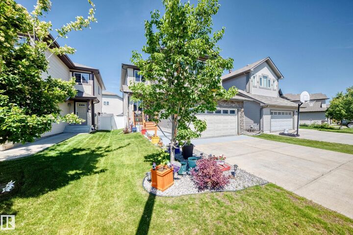 Property Photo: 12410 171A Avenue NW AB T5X 0E7