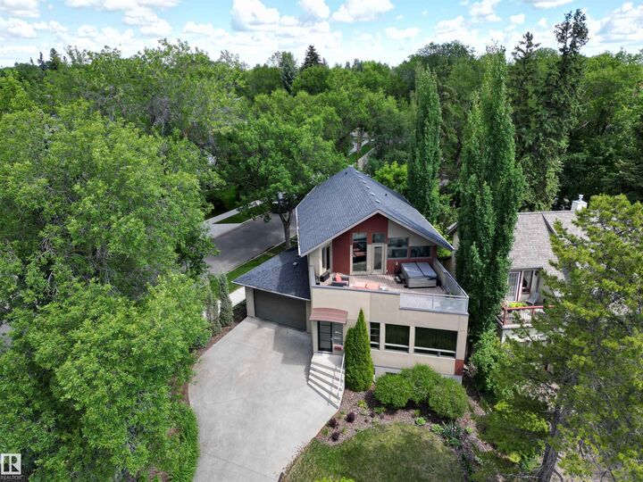Property Photo: 6428 Ada Boulevard NW AB T5W 4P2
