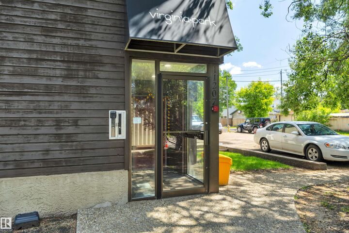 Property Photo:  7915 112 Avenue NW 201  AB T5B 0E7 