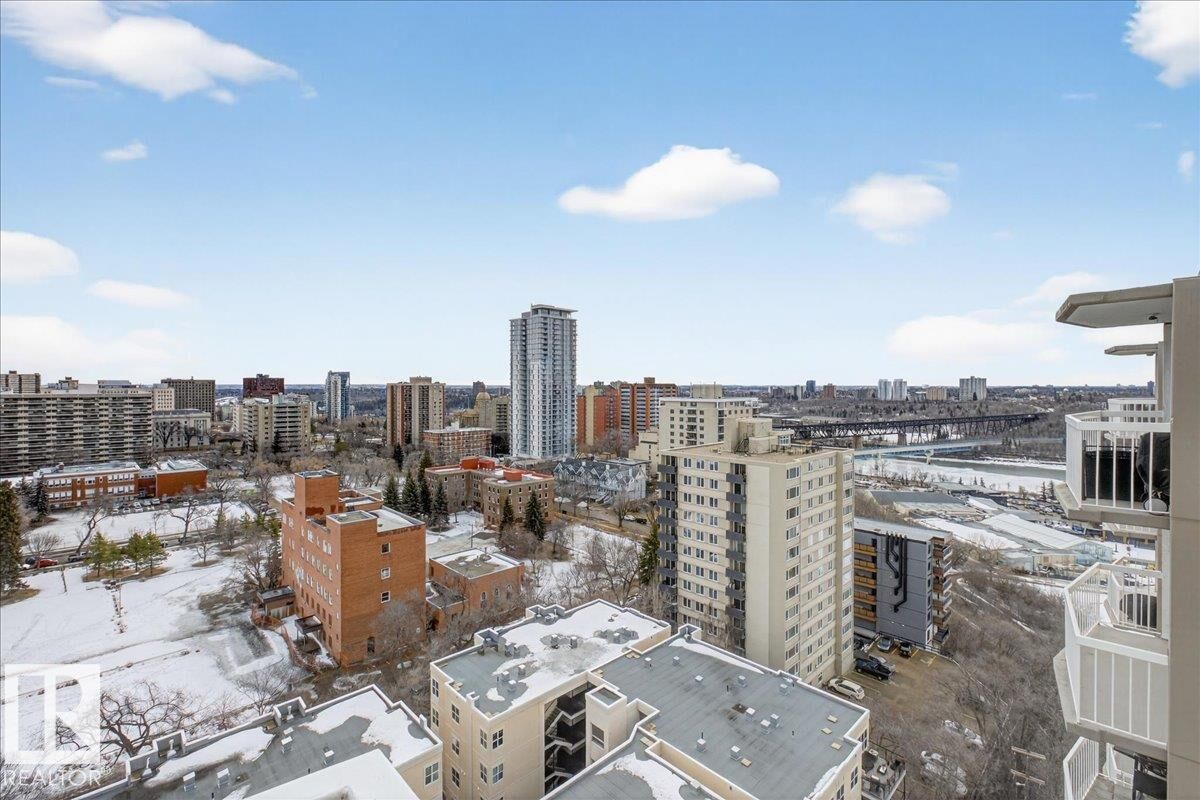 Photo de la propriété:  9835 113 Street NW 1806  AB T5K 1N4 