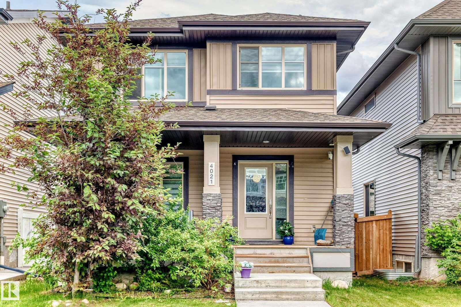 Property Photo: 4021 Allan Crescent SW AB T6W 0L2