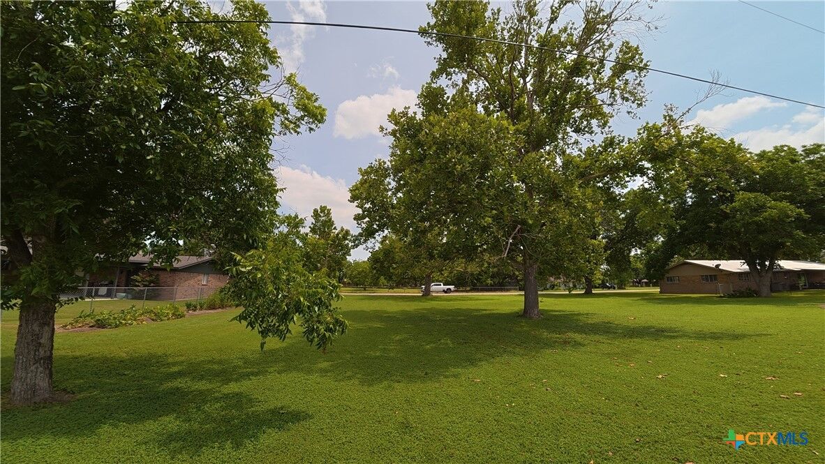 Property Photo:  Tbd Westview Drive  TX 78155 