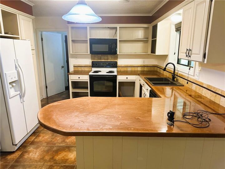 Property Photo:  264 Sisson Road  LA 71457 