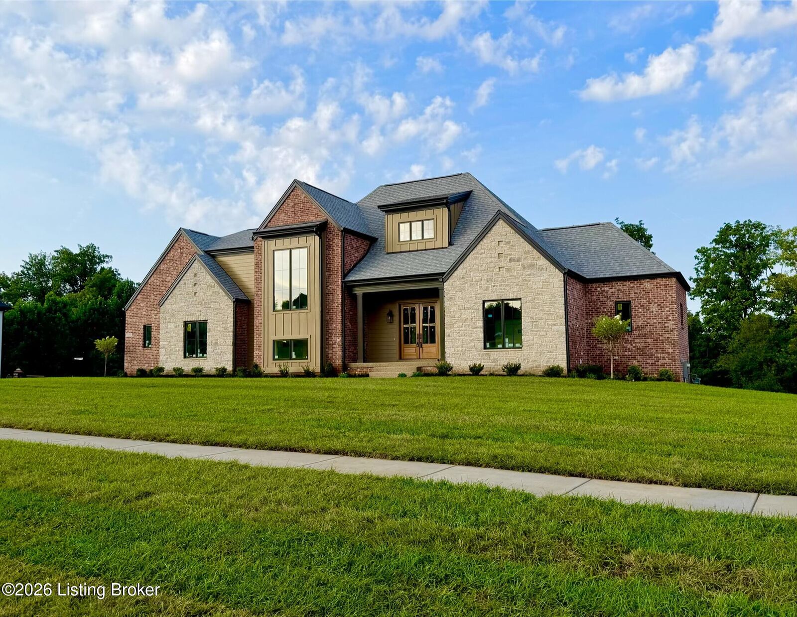 Property Photo: 7208 Sunset Ln KY 40014