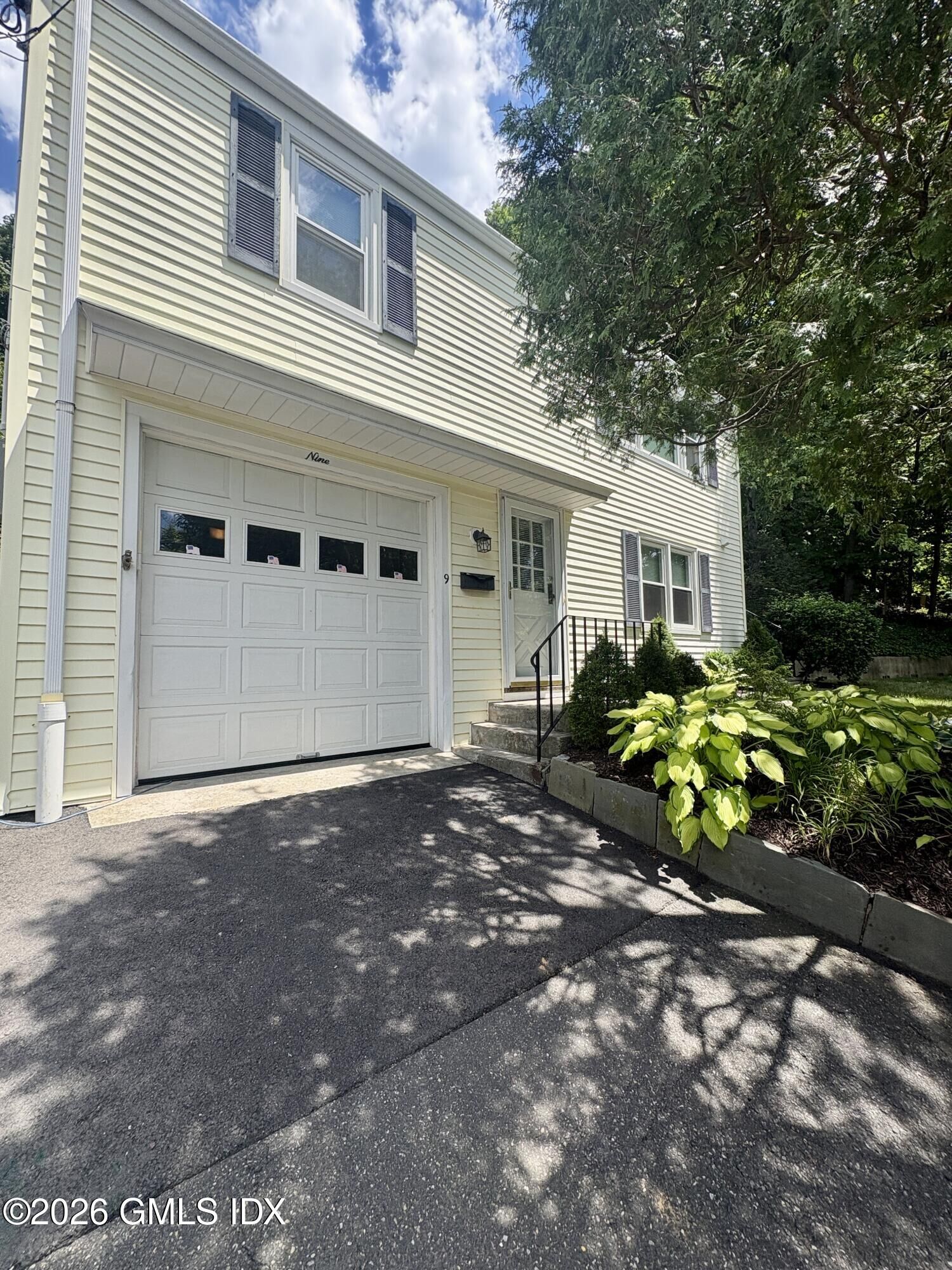 Property Photo: 9 Pemberwick Road CT 06831