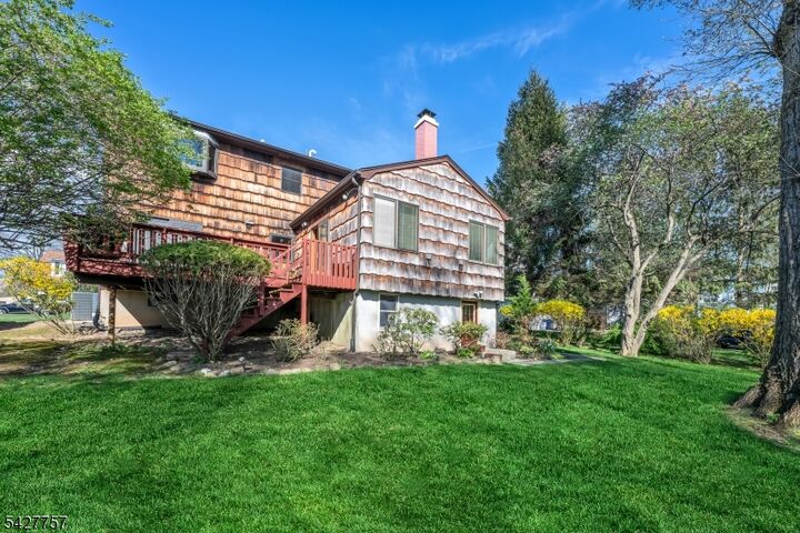 Property Photo:  10 Woodmere Rd  NJ 07006 