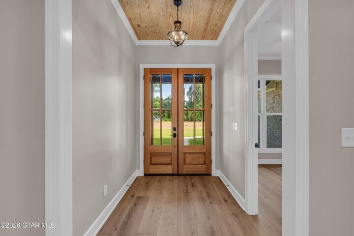 Property Photo:  114 Post Oak Street  MS 39752 