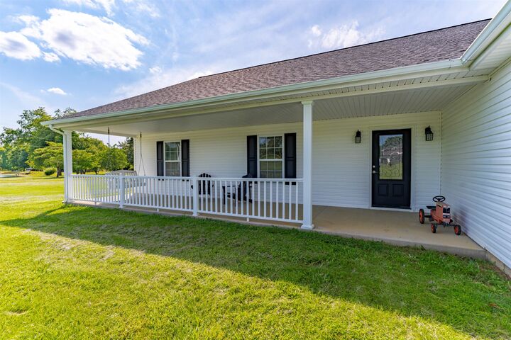Property Photo:  4853 N Pleasant Valley Rd.  KY 42452 