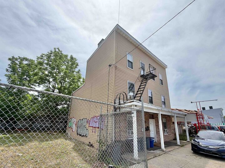 Property Photo:  1052 Garfield Ave  NJ 07304 
