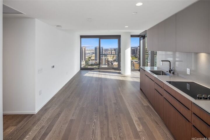 Property Photo:  333 Ward Avenue 3515  HI 96814 