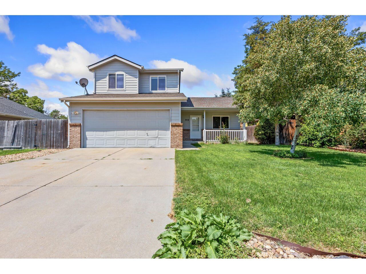 Property Photo: 742 Lilac Dr CO 80550