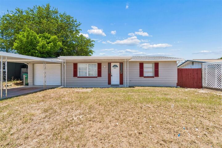 Property Photo:  3521 Oakhurst Drive  FL 34691 