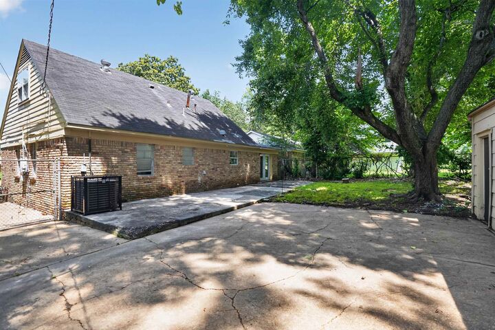 Property Photo:  3520 Lehi Dr  TN 38128 