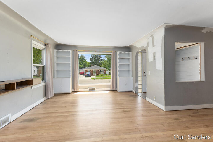Property Photo:  563 Ferris Street NW  MI 49544 