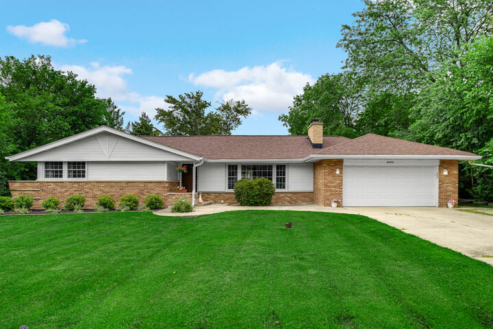 Property Photo: 16441 Beverly Avenue IL 60477