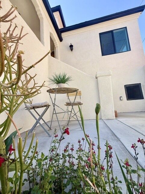 Property Photo:  3842 Woolwine Drive  CA 90063 