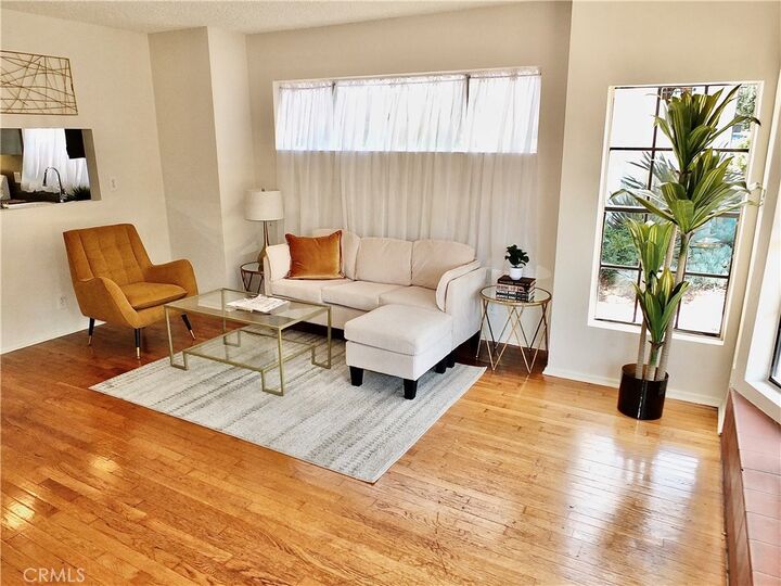 Property Photo: 336 Eliot Lane CA 90814