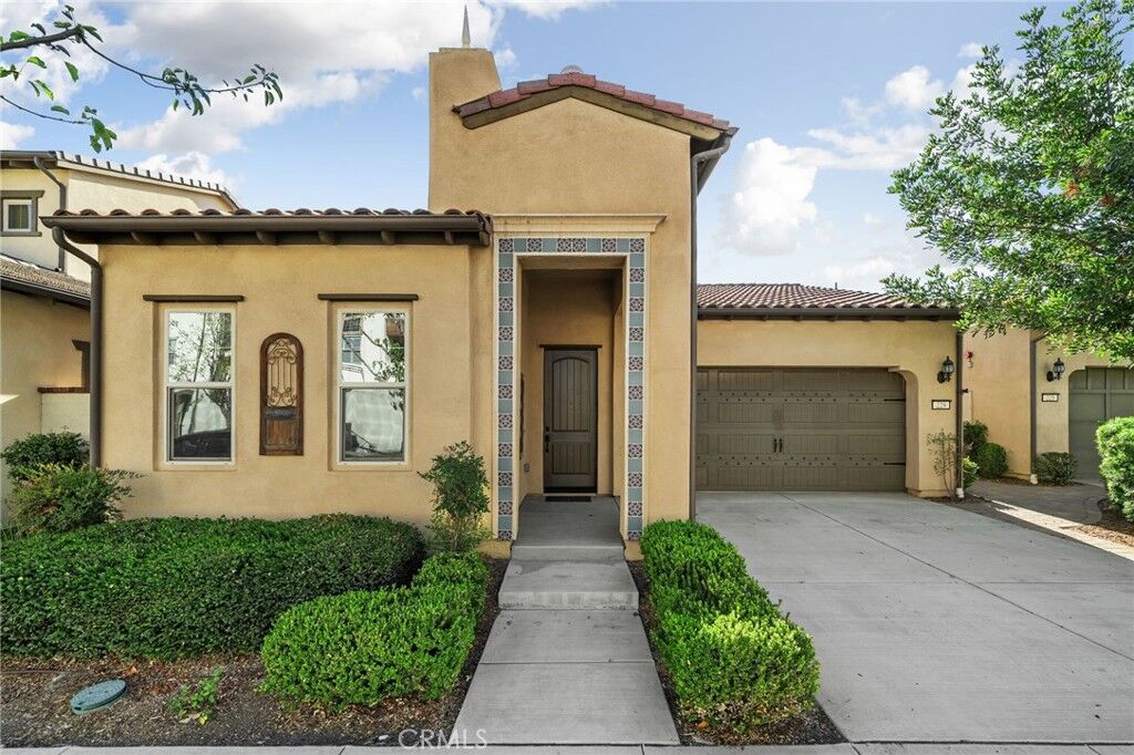 Property Photo:  229 Buena Vida  CA 92823 