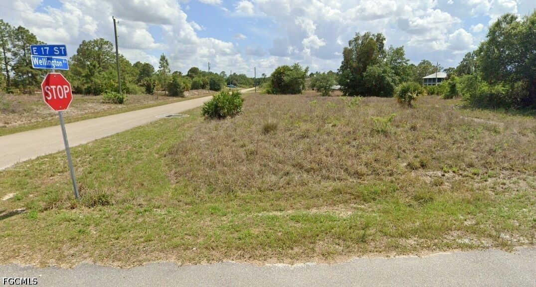 Property Photo:  3406 E 17th Street  FL 33972 