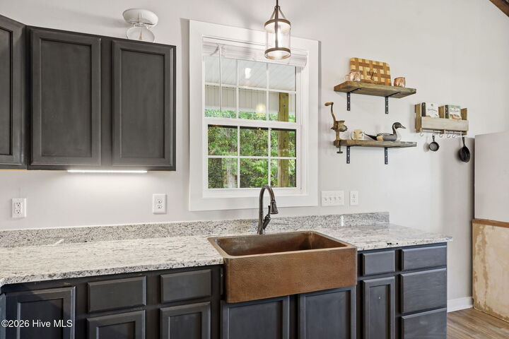Property Photo:  184 Sheppard Cruse Drive  NC 28570 