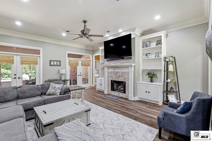 Property Photo:  407 Dollar Lane  LA 71291 