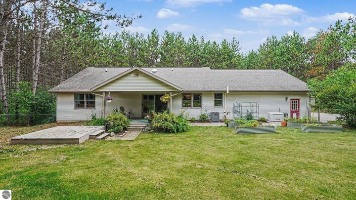 Property Photo: 2107 W Kelly Drive MI 48858