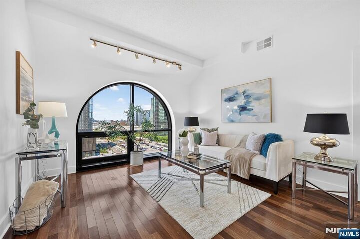 Property Photo:  159 2nd Street 1104  NJ 07302 