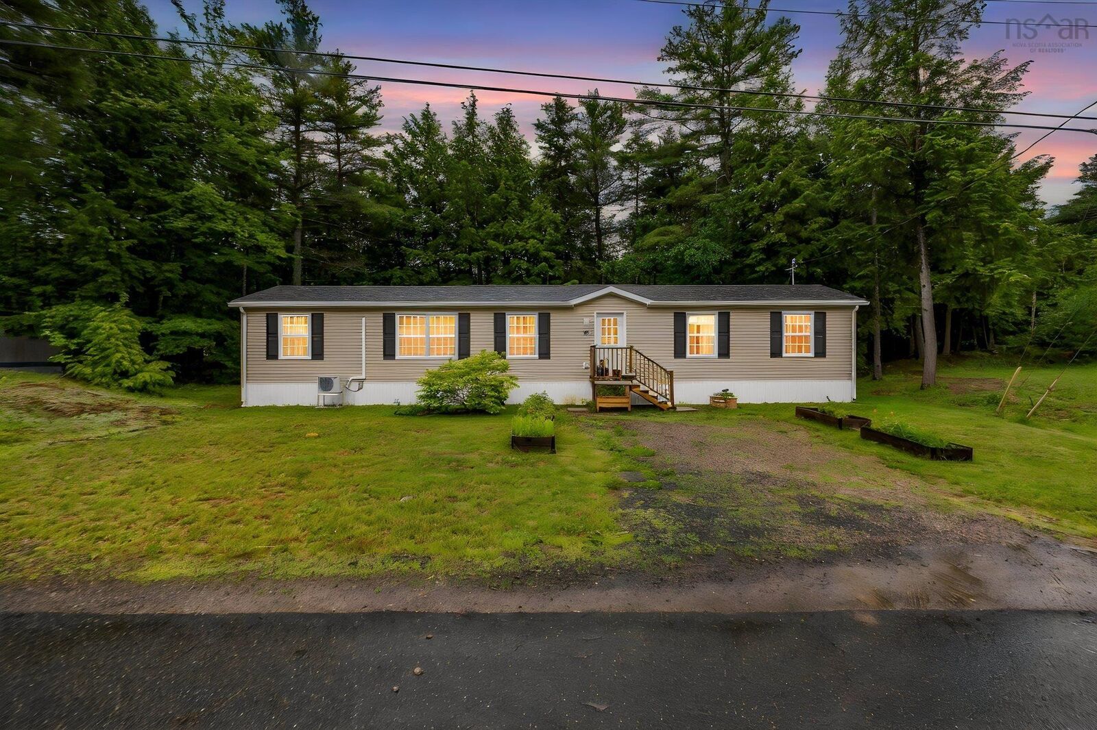 Property Photo:  33 Shelby Crescent  NS B4N 5J1 