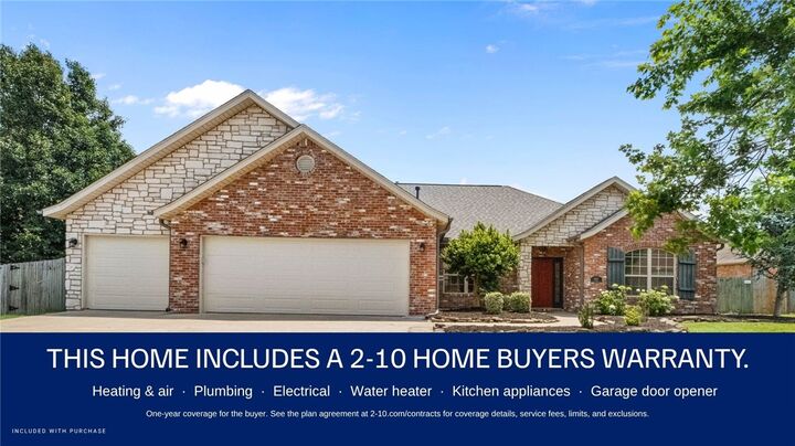 Property Photo:  3903 SW Sycamore Street  AR 72713 