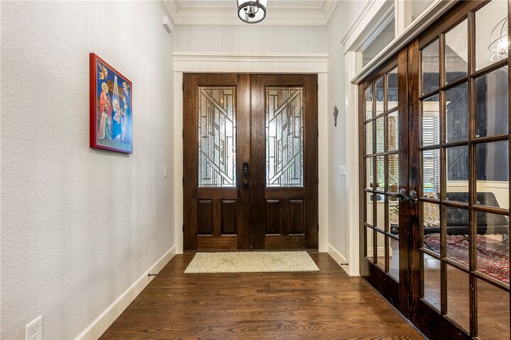 Property Photo:  500 NE Lake Pointe Place  AR 72712 