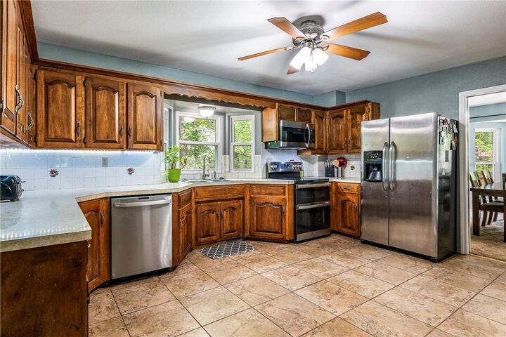 Property Photo: 18 Cardinal Court AR 72756