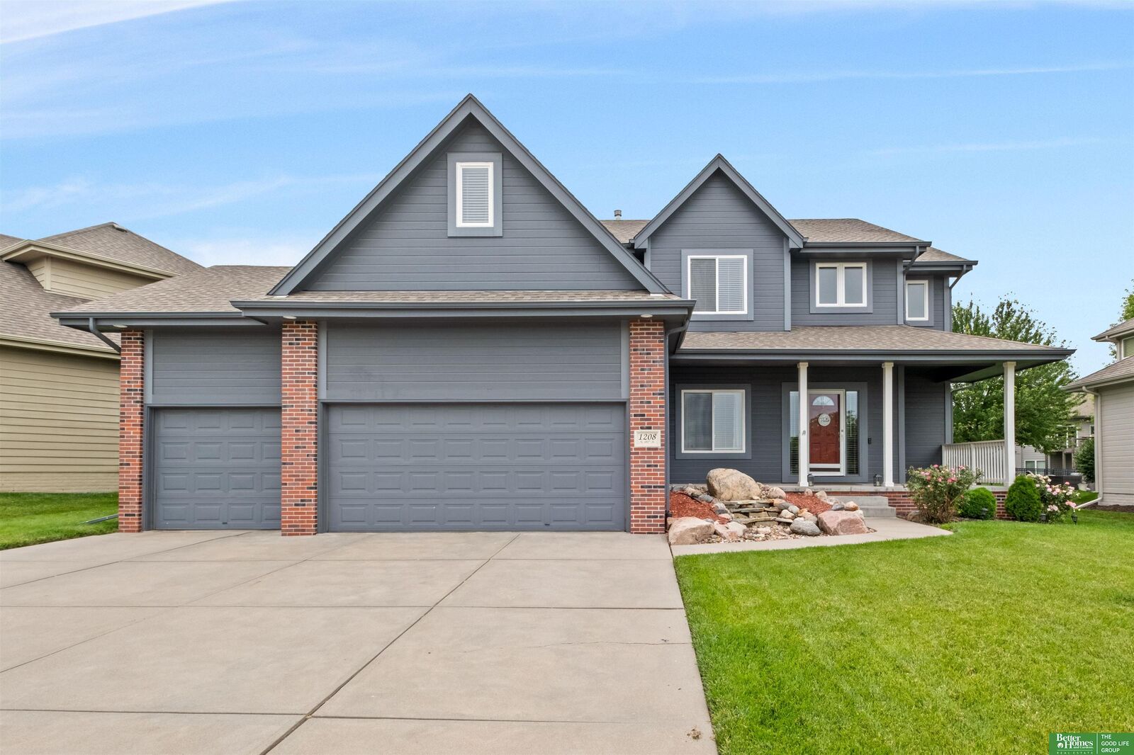 Property Photo:  1208 N 181st Street  NE 68022 