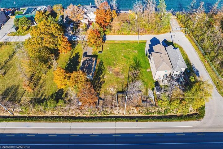 Property Photo: 7 Trillium Avenue ON L8E 5E1