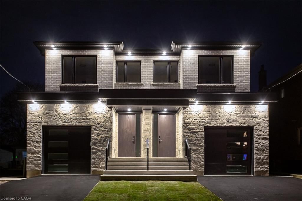 Property Photo:  29 Dana Drive  ON L9A 3H7 