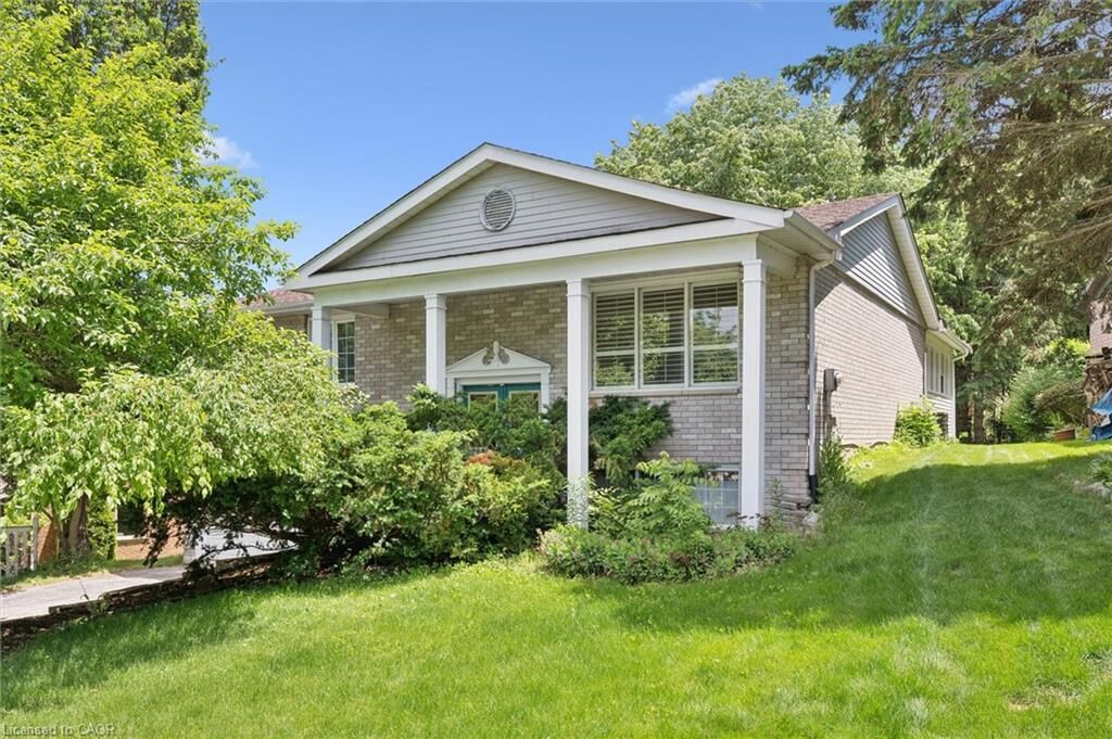 Property Photo: 176 Sandford Fleming Drive ON N2T 1G2