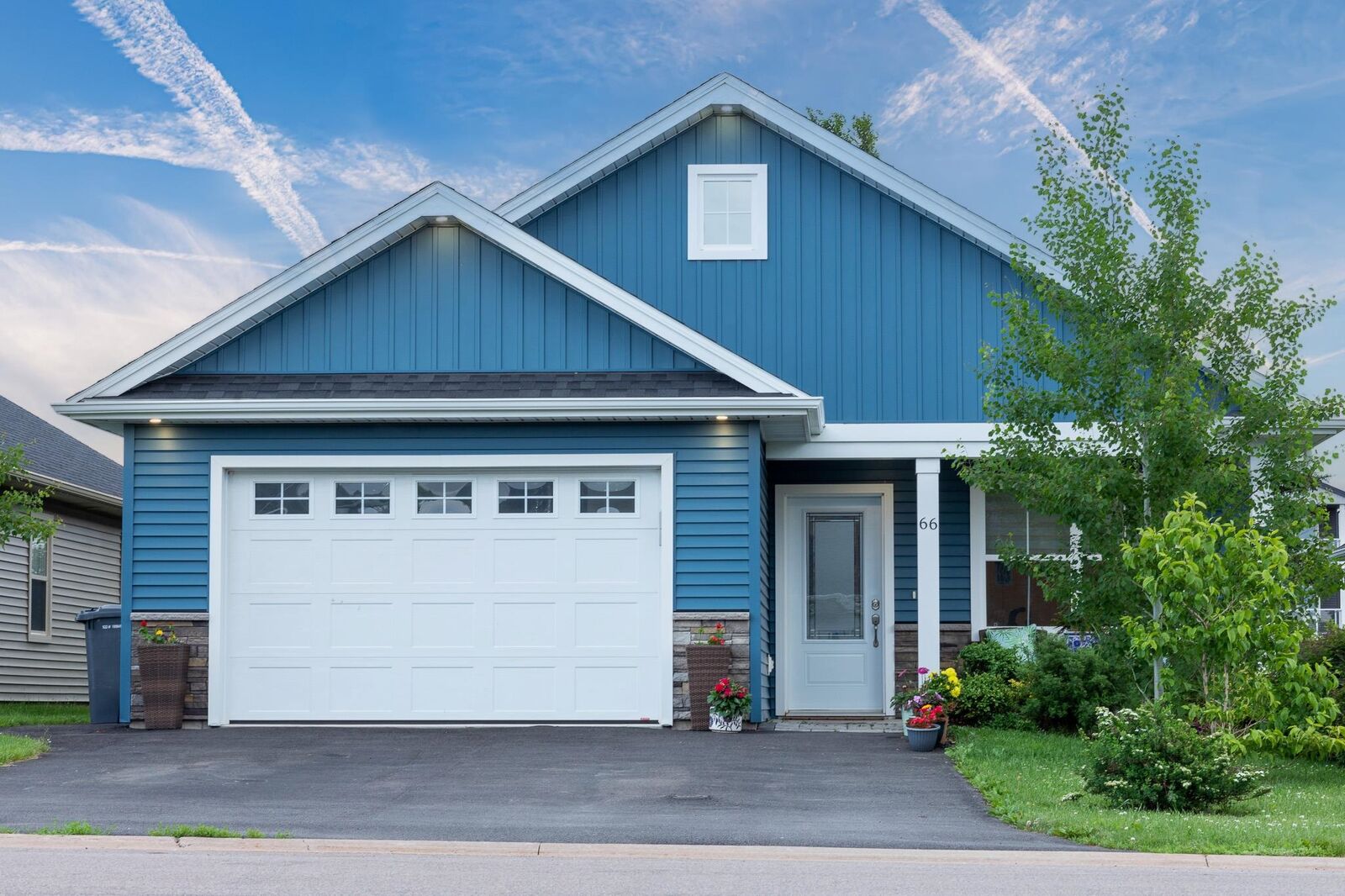 Property Photo:  66 Holmes Lane  PE C1C 0V4 