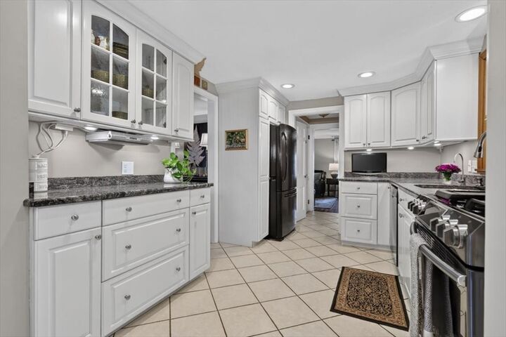 Property Photo:  35 Cottage Lane  MA 02188 