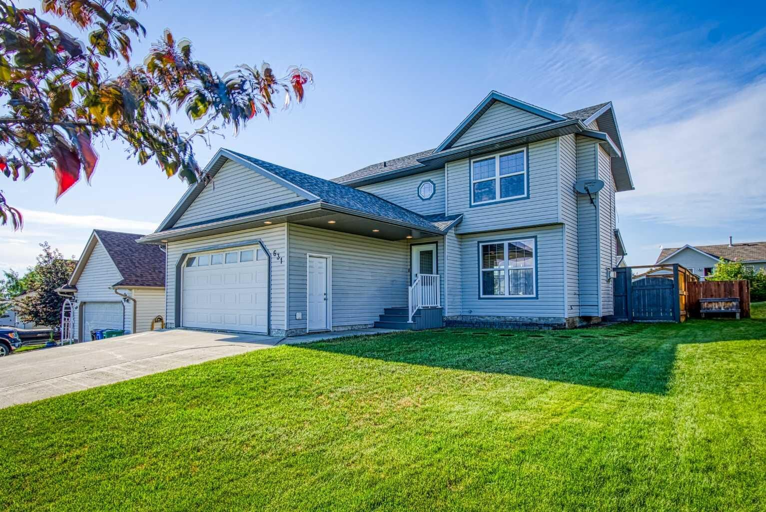 Property Photo:  631 6A Street  AB T0H 0C0 