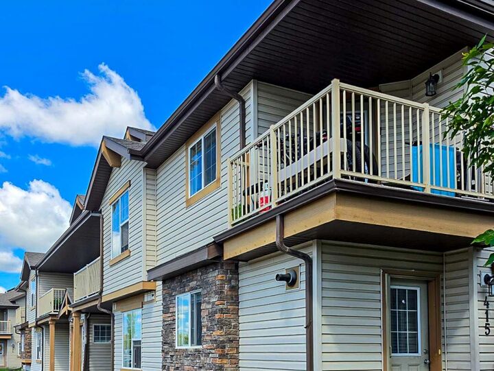 Property Photo: 31 Jamieson Avenue 425 AB T4P 0H7